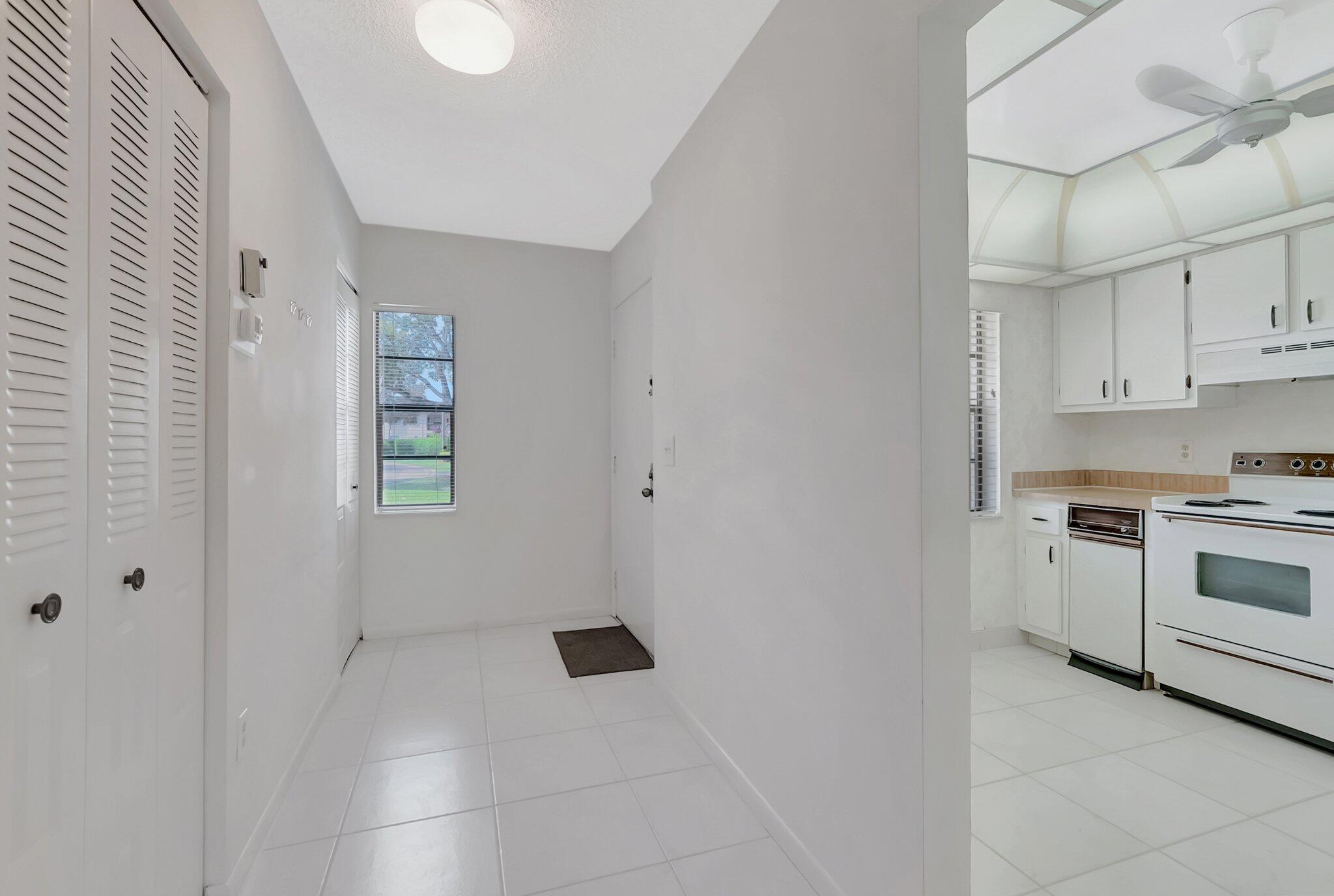 7956 Eastlake Drive E 16-E