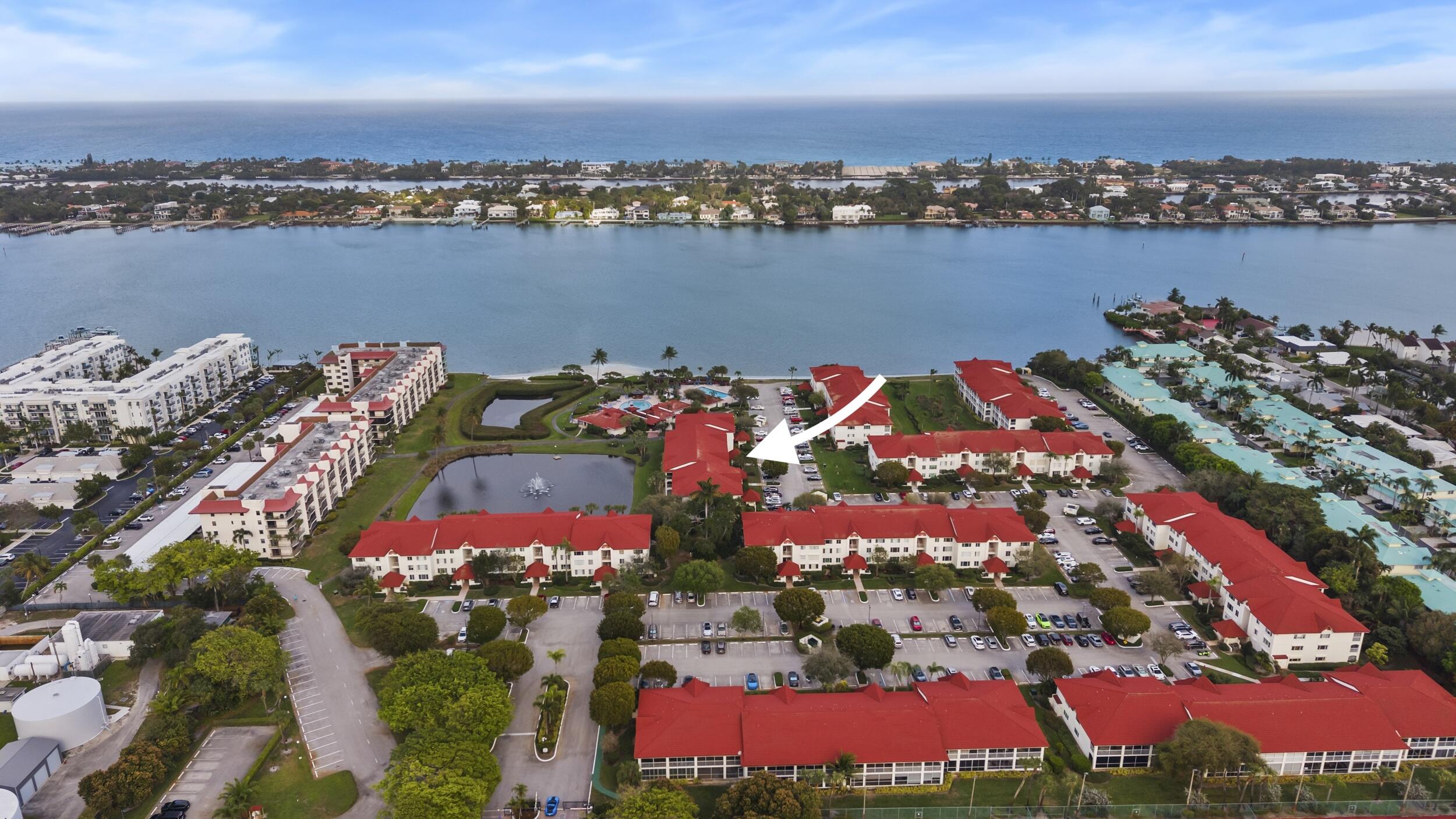 HALF MOON BAY CONDO - Residential