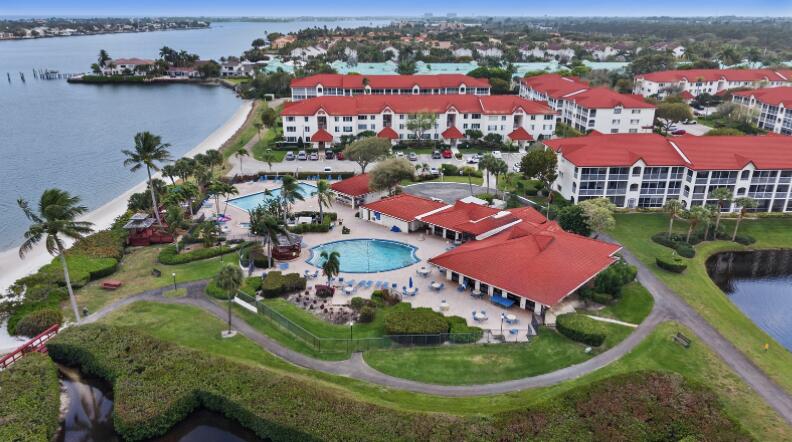 HALF MOON BAY CONDO - Residential