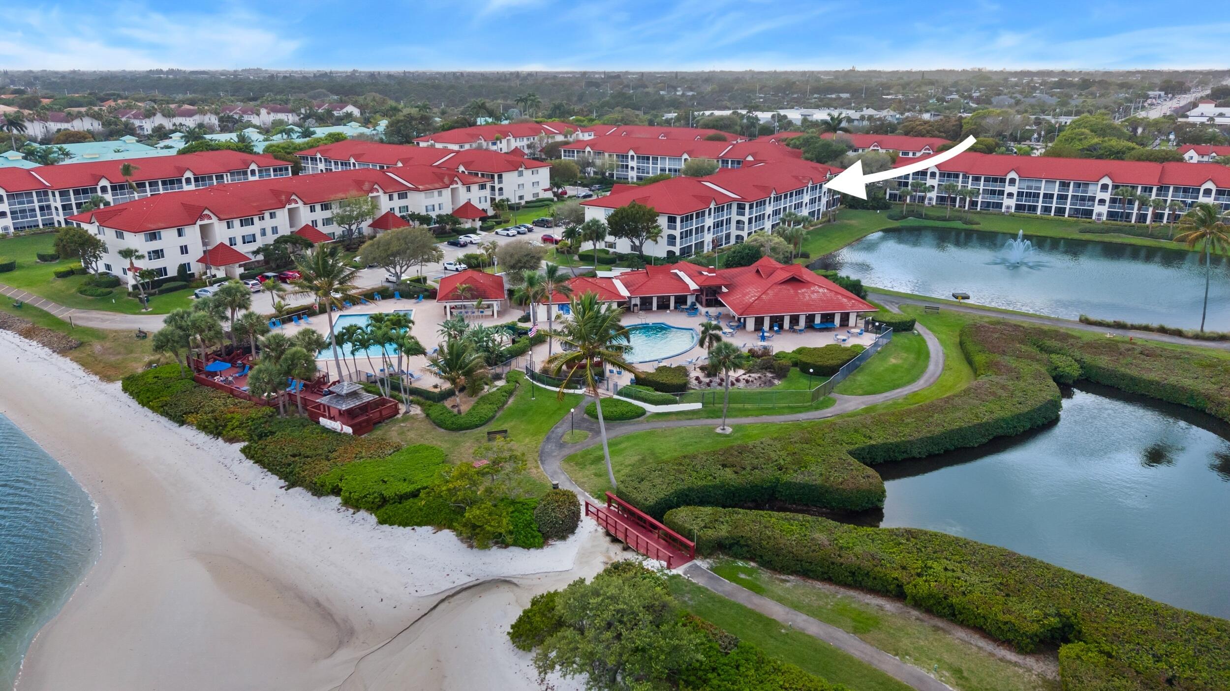 HALF MOON BAY CONDO - Residential