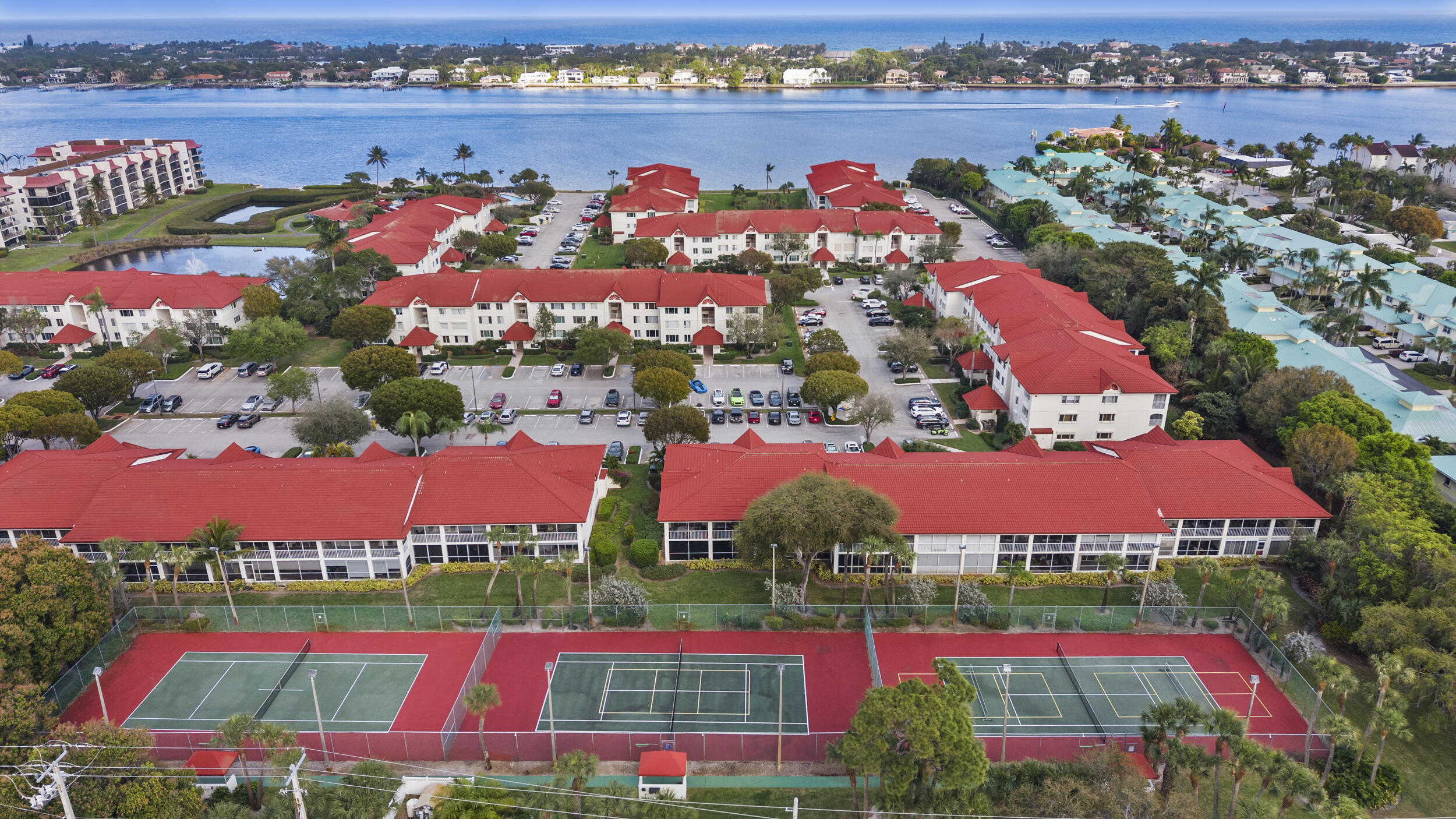 HALF MOON BAY CONDO - Residential