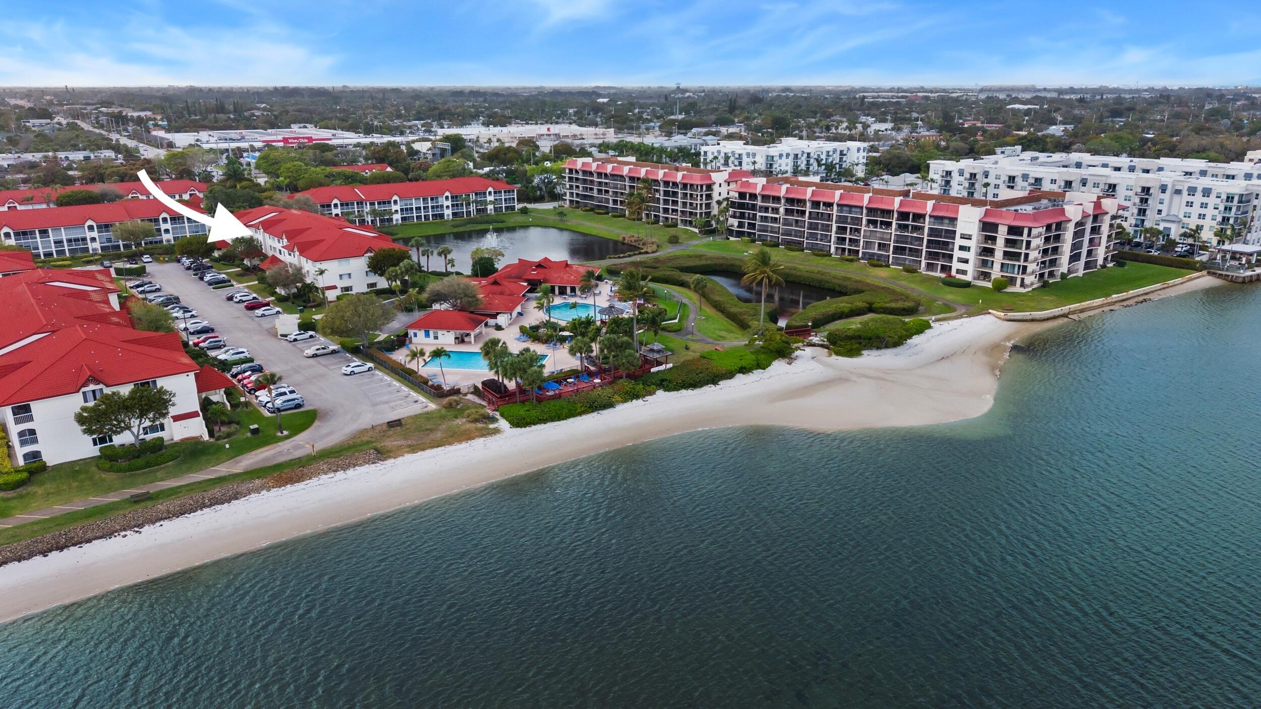 HALF MOON BAY CONDO - Residential