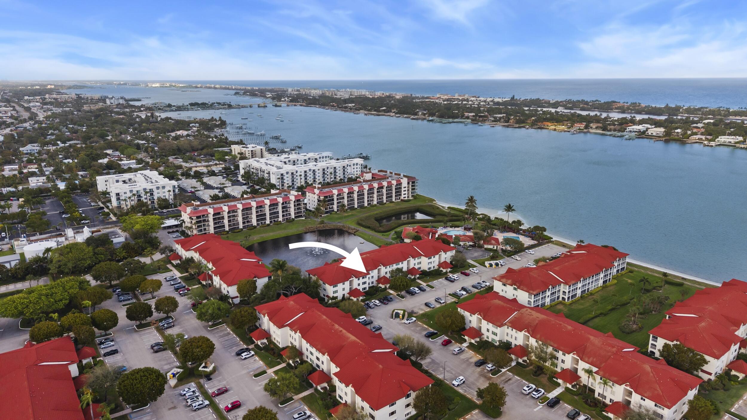 HALF MOON BAY CONDO - Residential