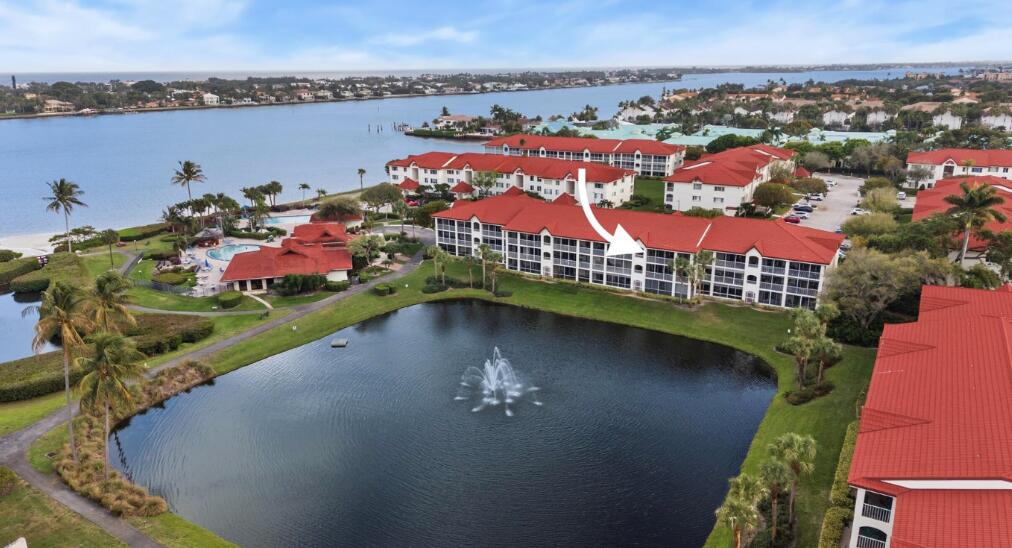 HALF MOON BAY CONDO - Residential