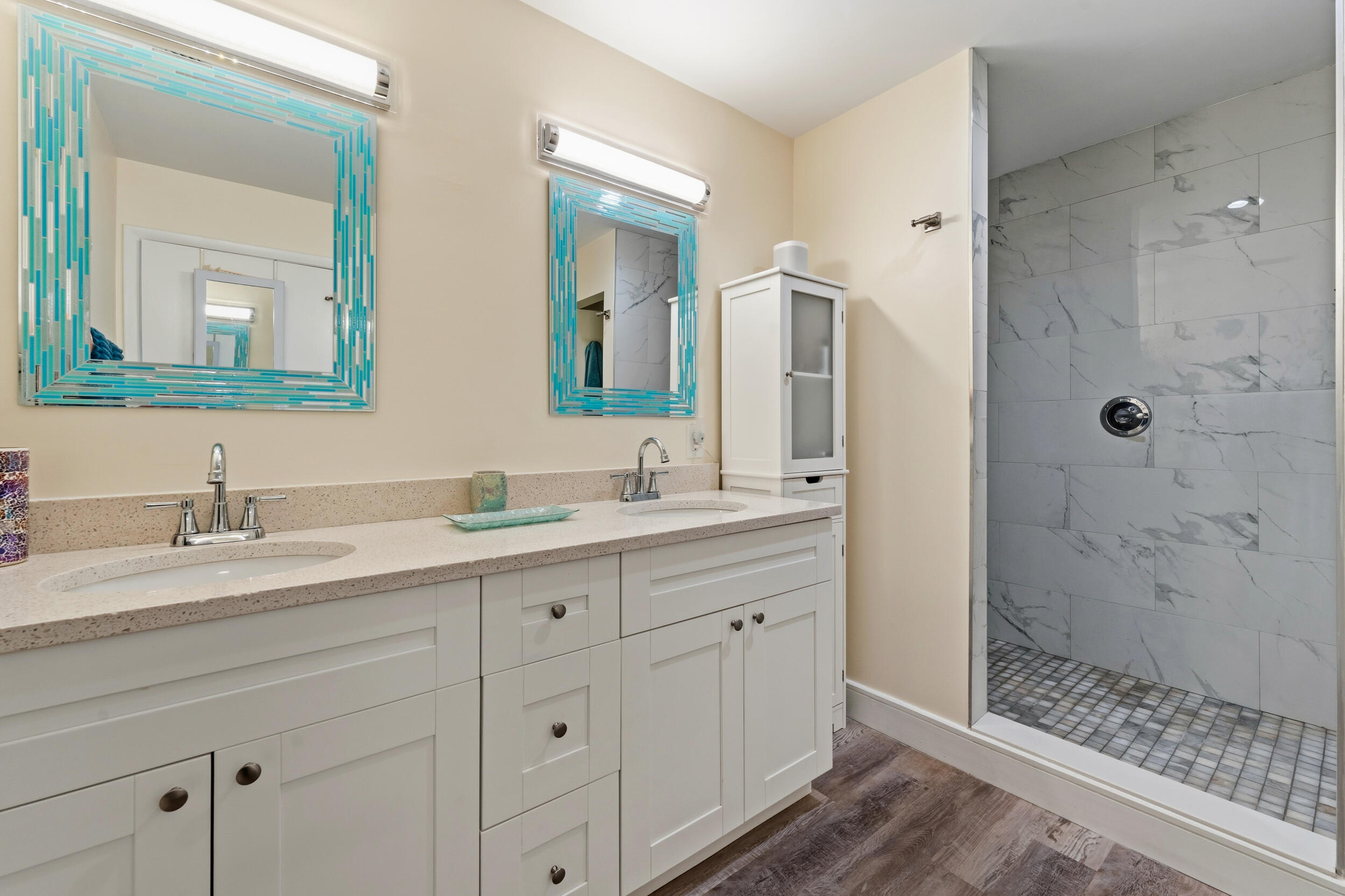 HALF MOON BAY CONDO - Residential