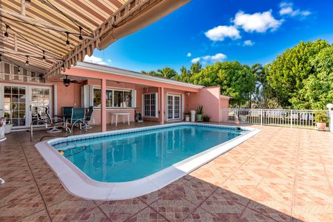 A home in Plantation