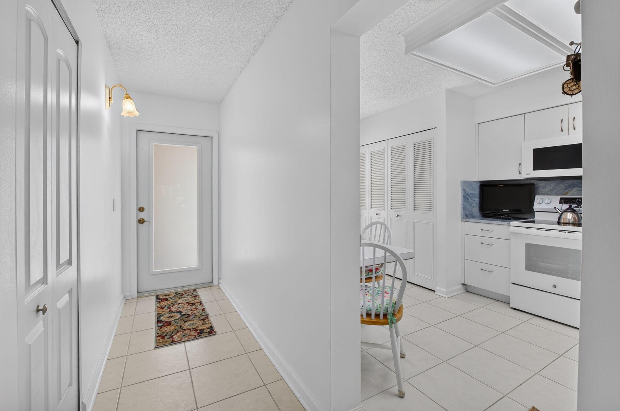 14527 BONAIRE Boulevard 110