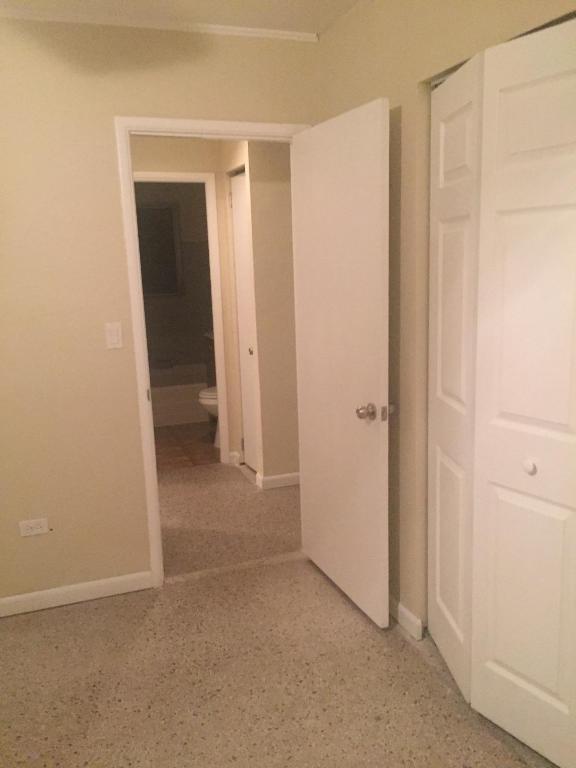 NORTH LAKE WORTH - Residential