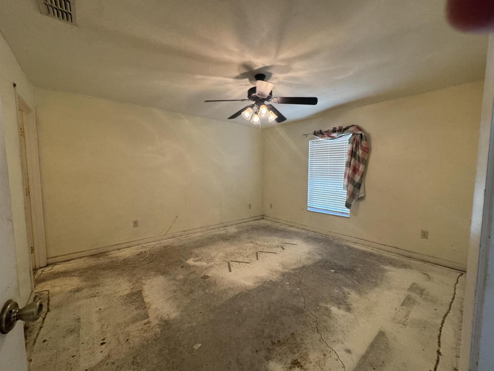 SILVER SPRINGS SHORES UNIT 18 - Residential