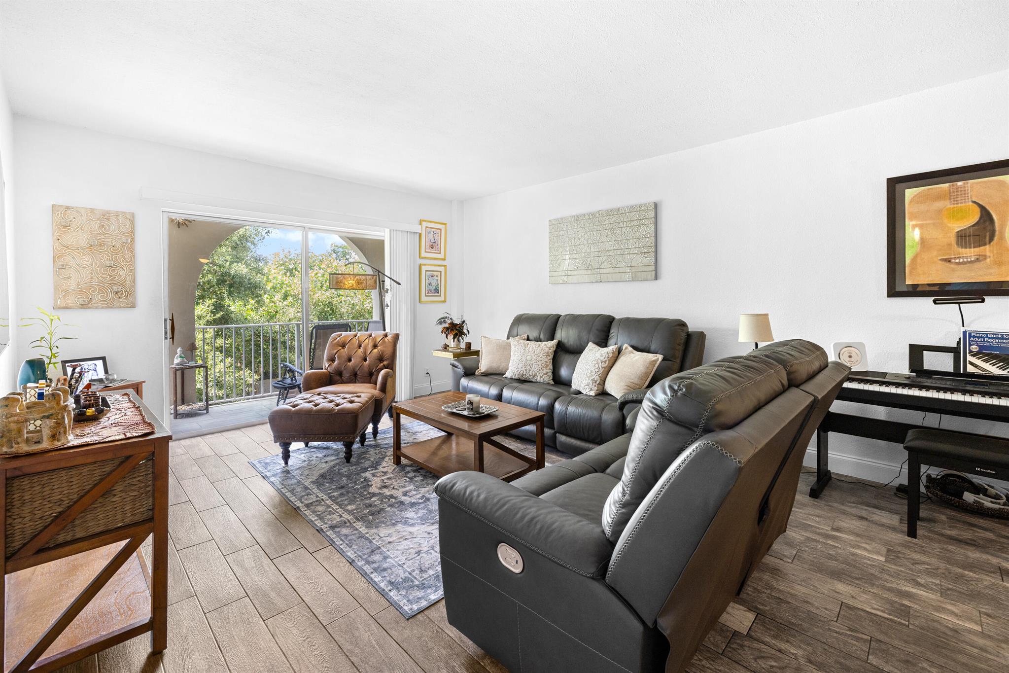 250 NE 20th Street 3210