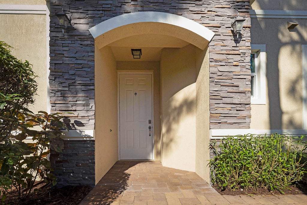 Photo of 6216 SE Portofino Circle, Hobe Sound, FL 33455 (MLS # B26076774)