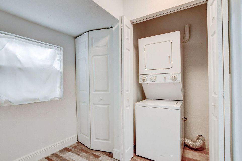 BOYNTON HEIGHTS - Residential Income