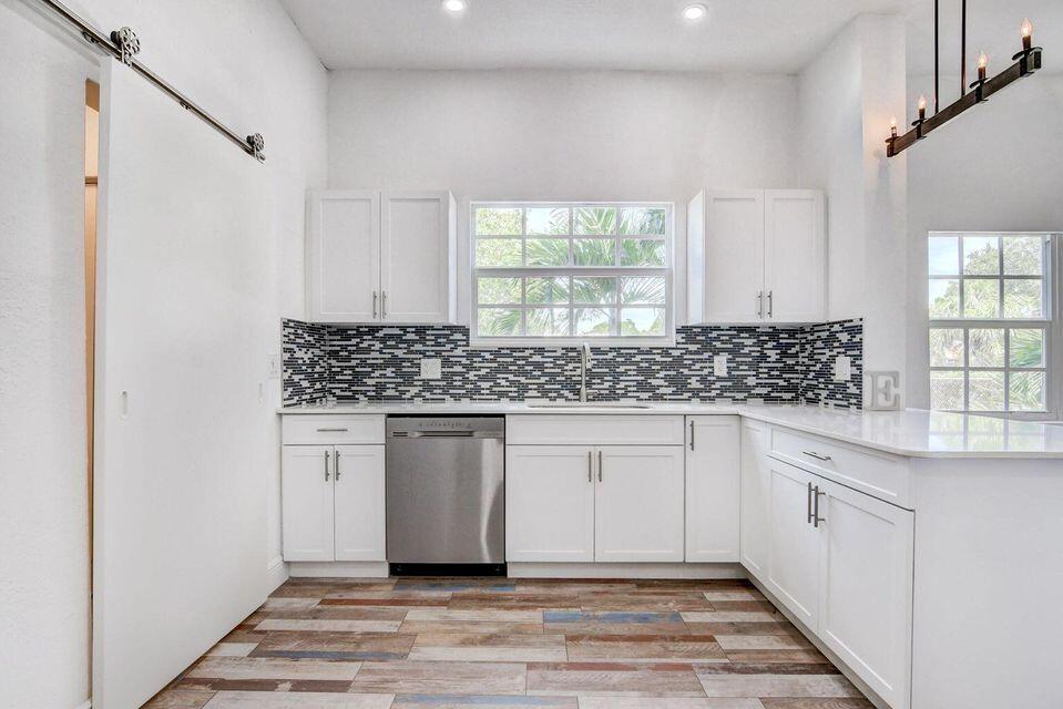 BOYNTON HEIGHTS - Residential Income