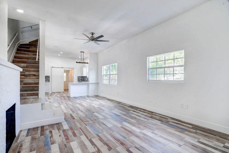 BOYNTON HEIGHTS - Residential Income