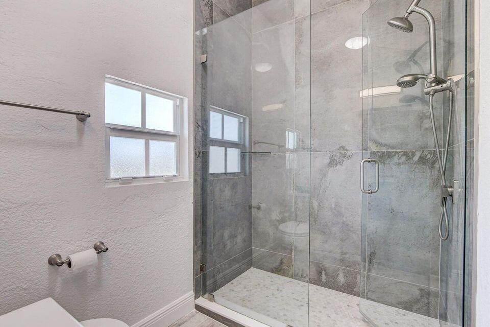 BOYNTON HEIGHTS - Residential Income