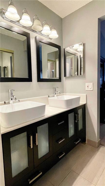 Boulevard Woods East 108- - Residential