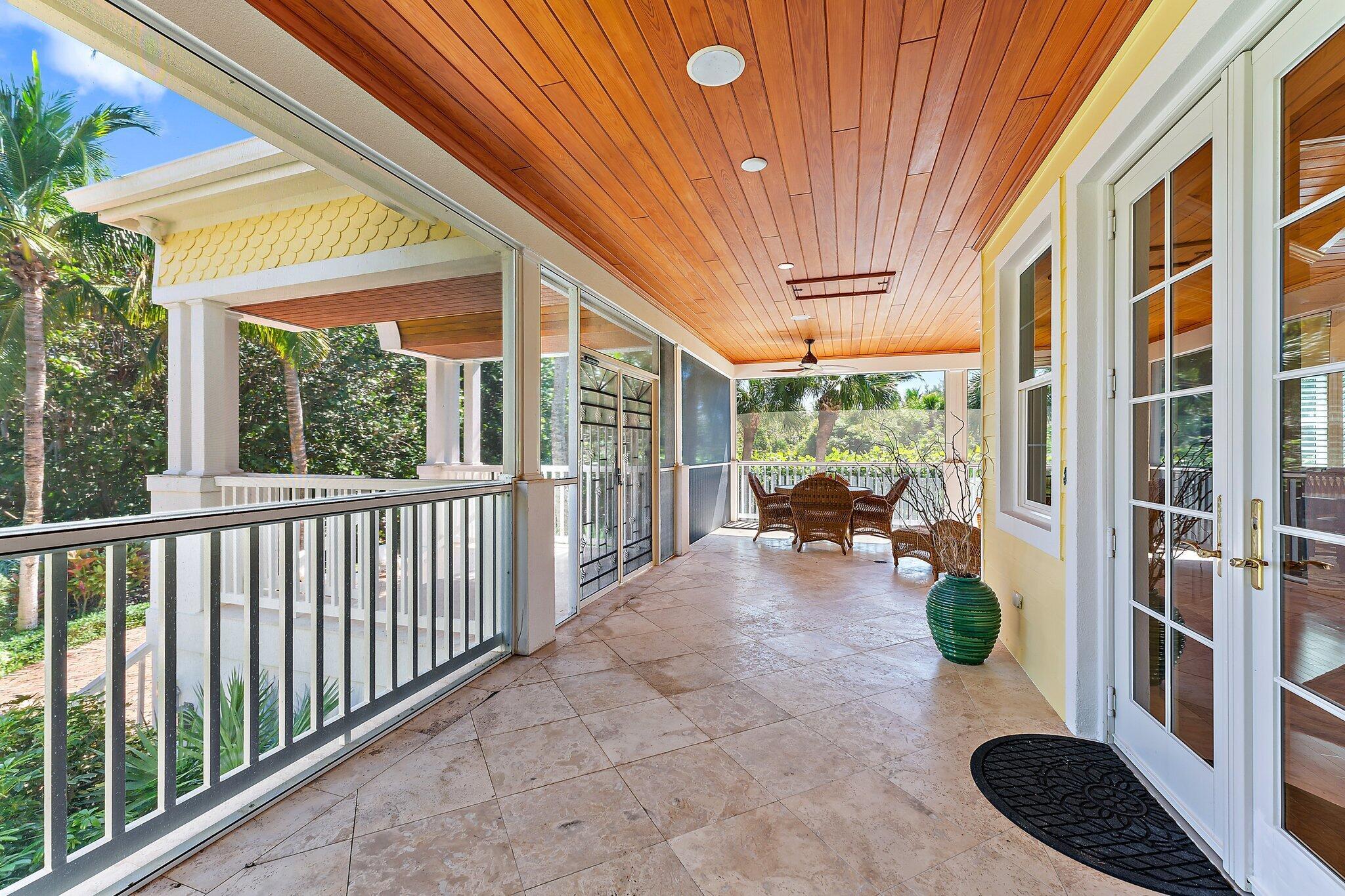 JUPITER ISLAND - Residential