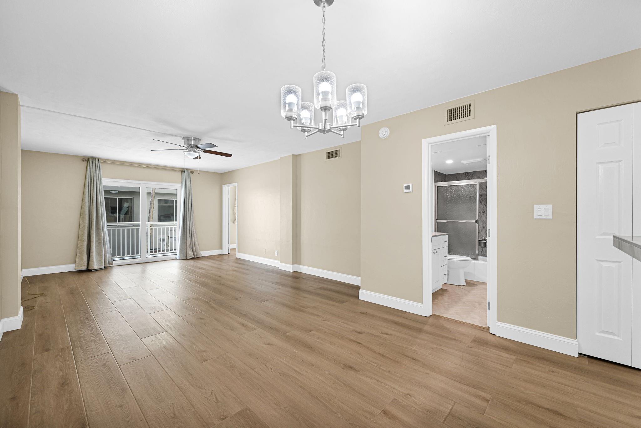 Hillsboro Colonnade Condo - Residential Lease