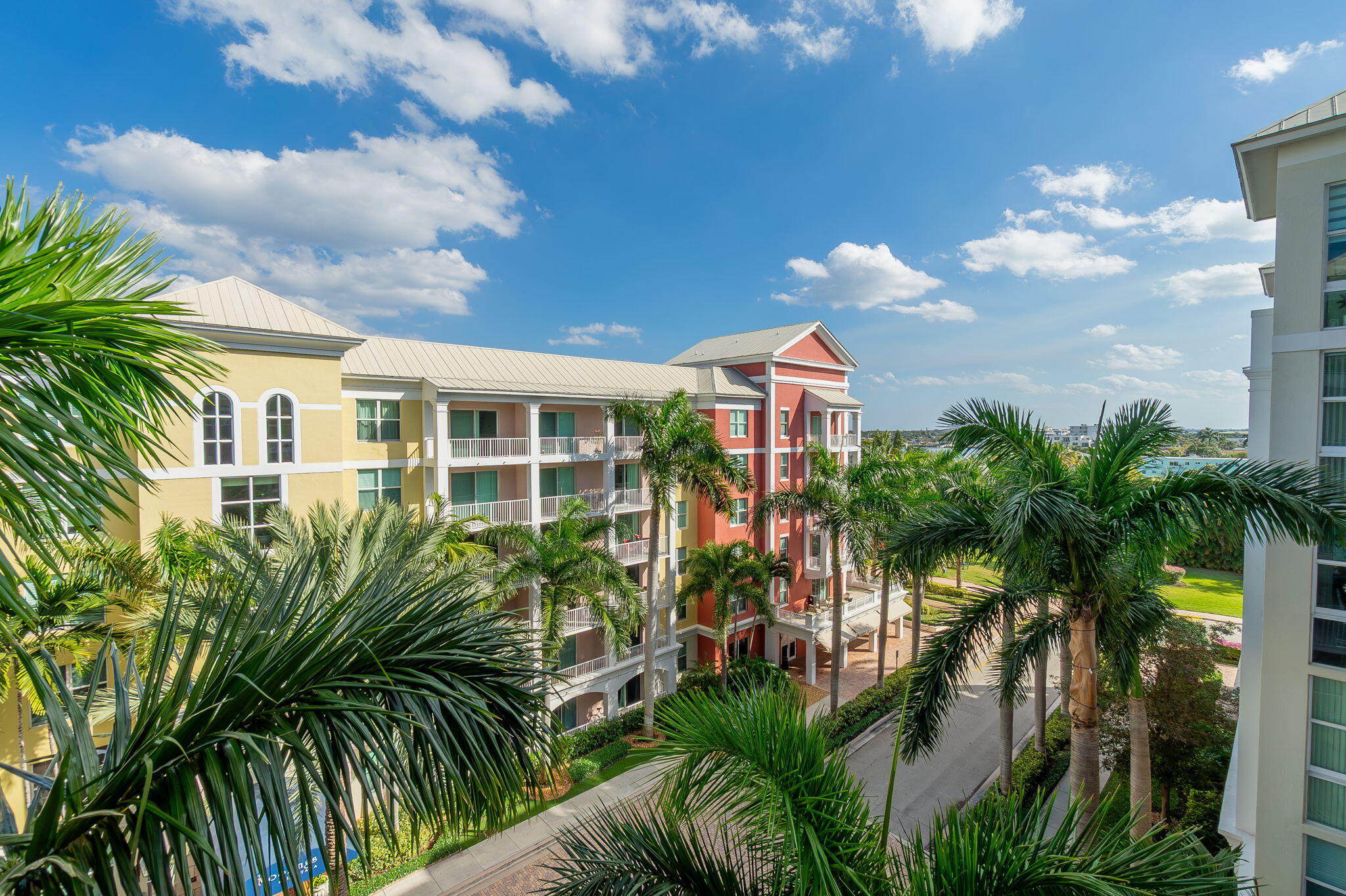 MOORINGS AT LANTANA CONDO 2 - Residential