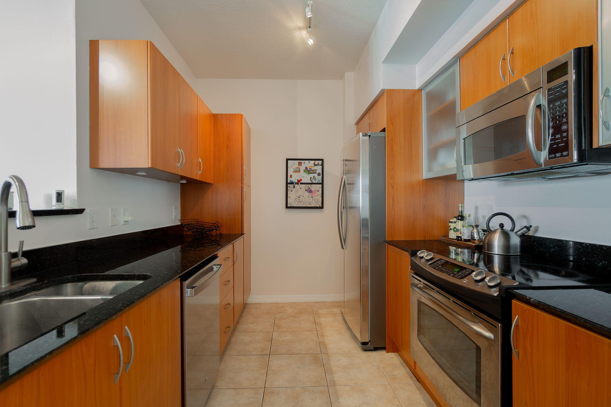 MOORINGS AT LANTANA CONDO 2 - Residential