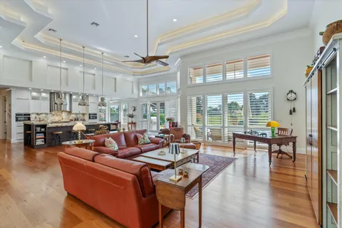 117 Turnberry Drive, Atlantis, FL MLS: R11050018