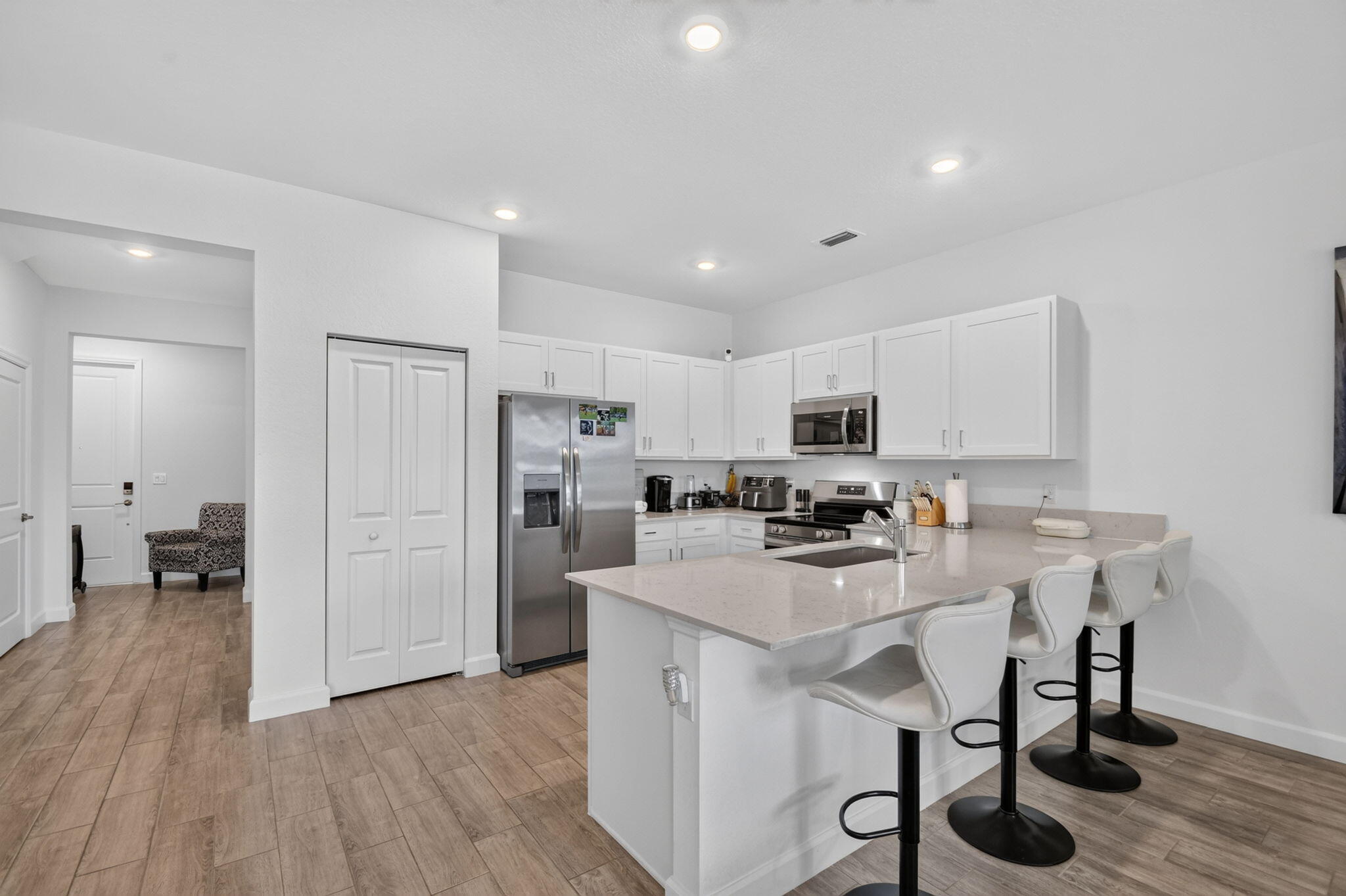 Properties 4336 POND LILY Lane