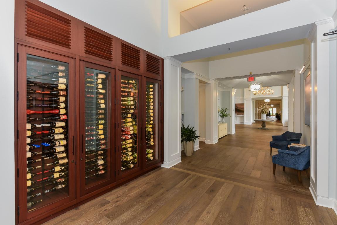 WILLOUGHBY - Residential