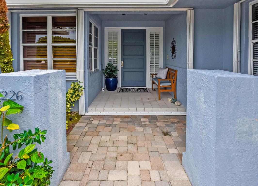 WILLOUGHBY - Residential