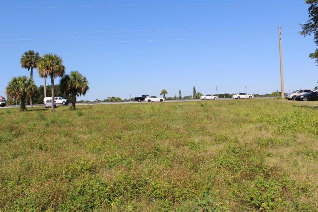 Photo of 310 Olson Avenue, Fort Pierce, FL 34946 (MLS # R10693687)