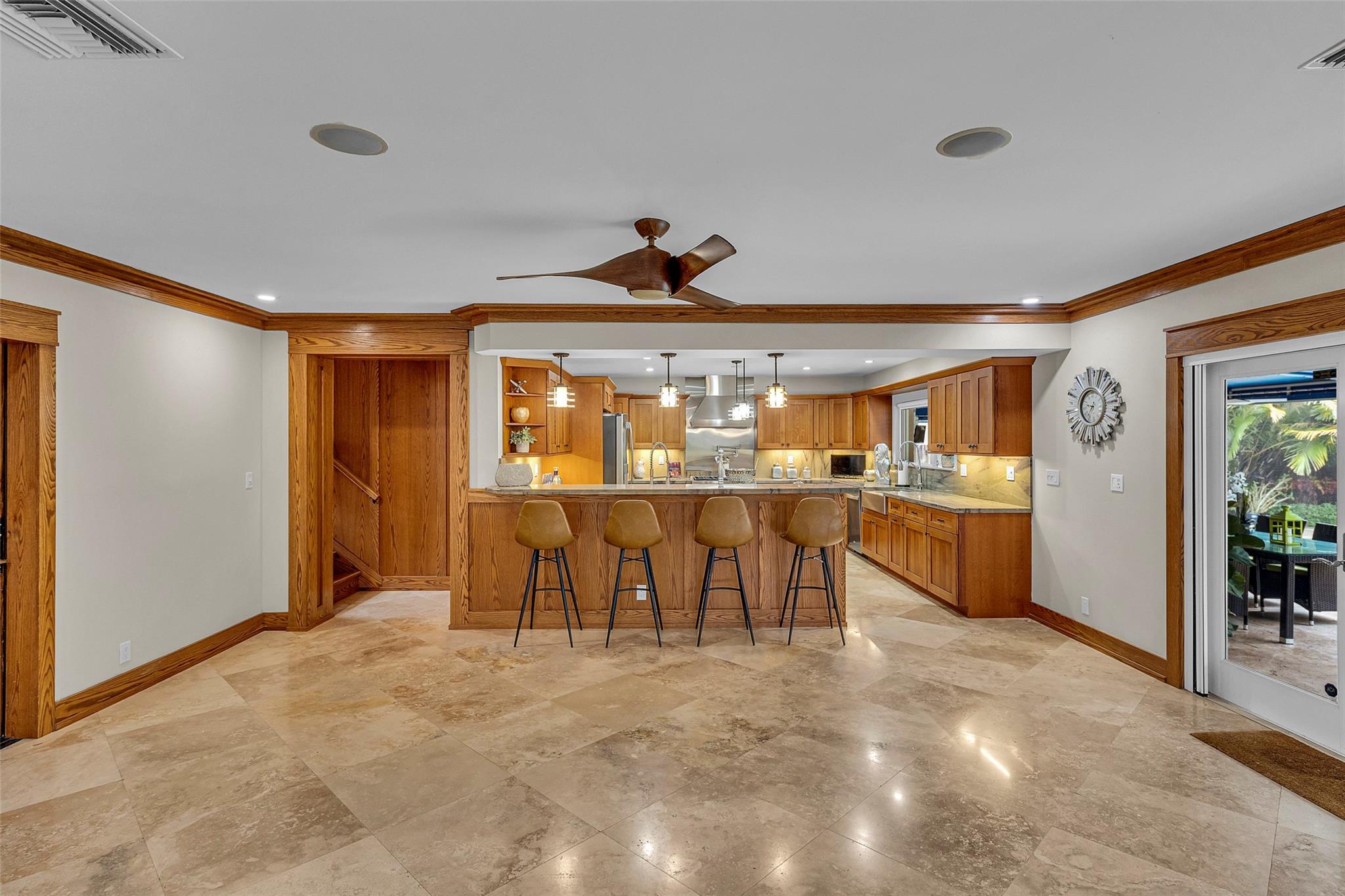 701 NW 24th St