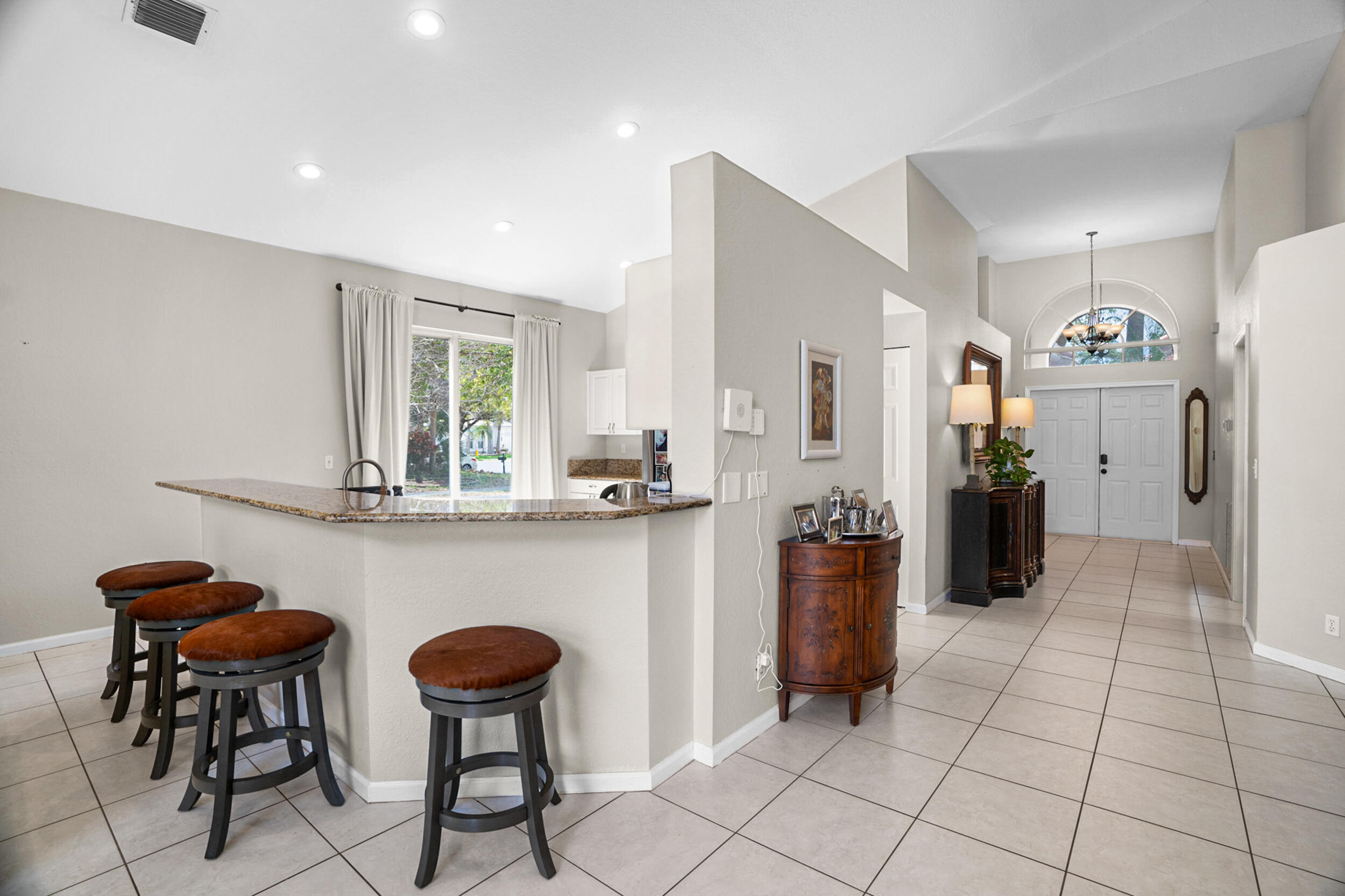 LYONS WEST - Residential