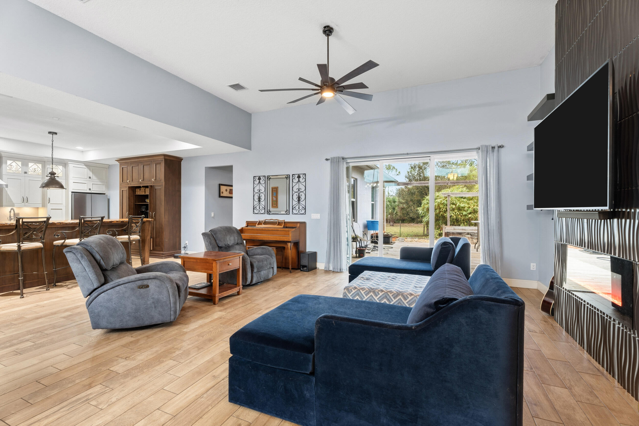 Palm City Farms - Residential