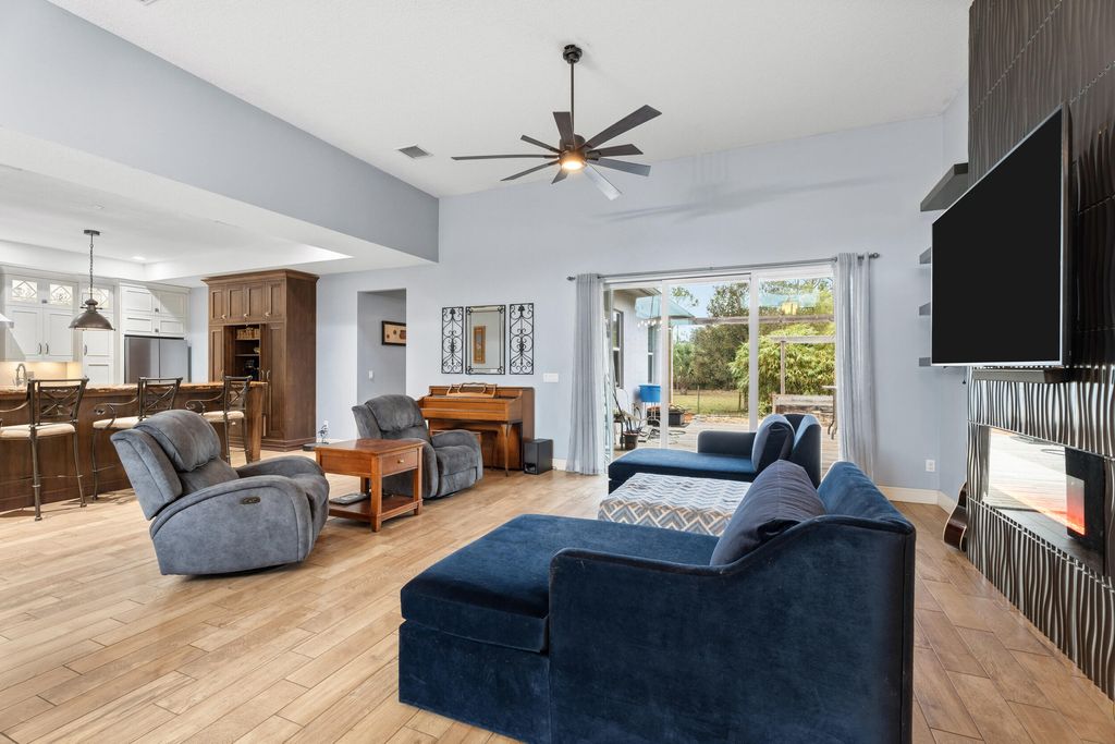 Photo of 6347 SW Travers Street, Palm City, FL 34990 (MLS # R11169389)