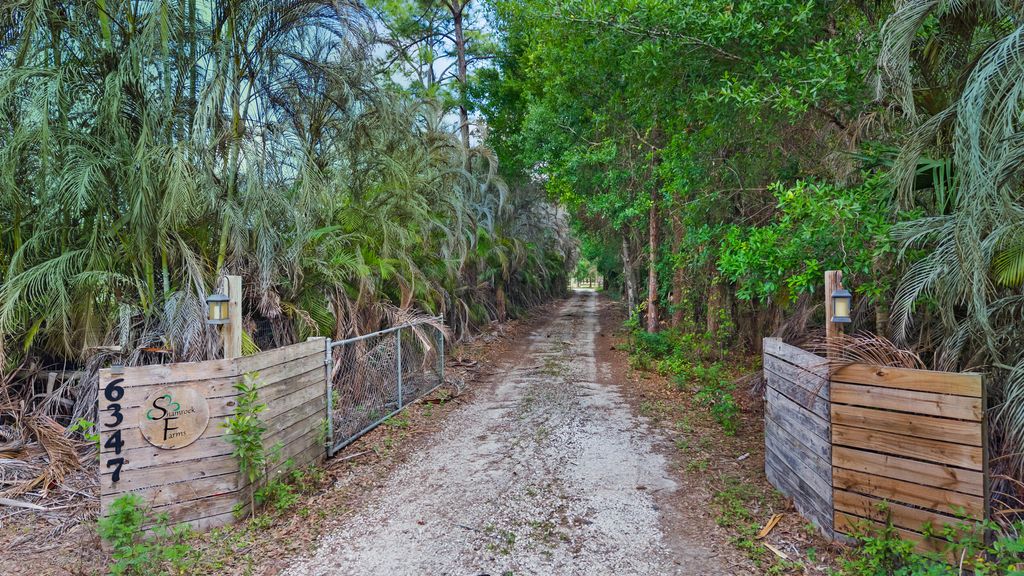 Photo of 6347 SW Travers Street, Palm City, FL 34990 (MLS # R11169389)