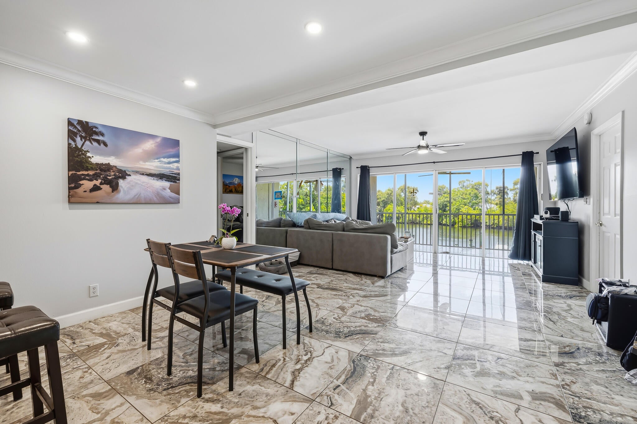 1319 E Hillsboro Boulevard 208