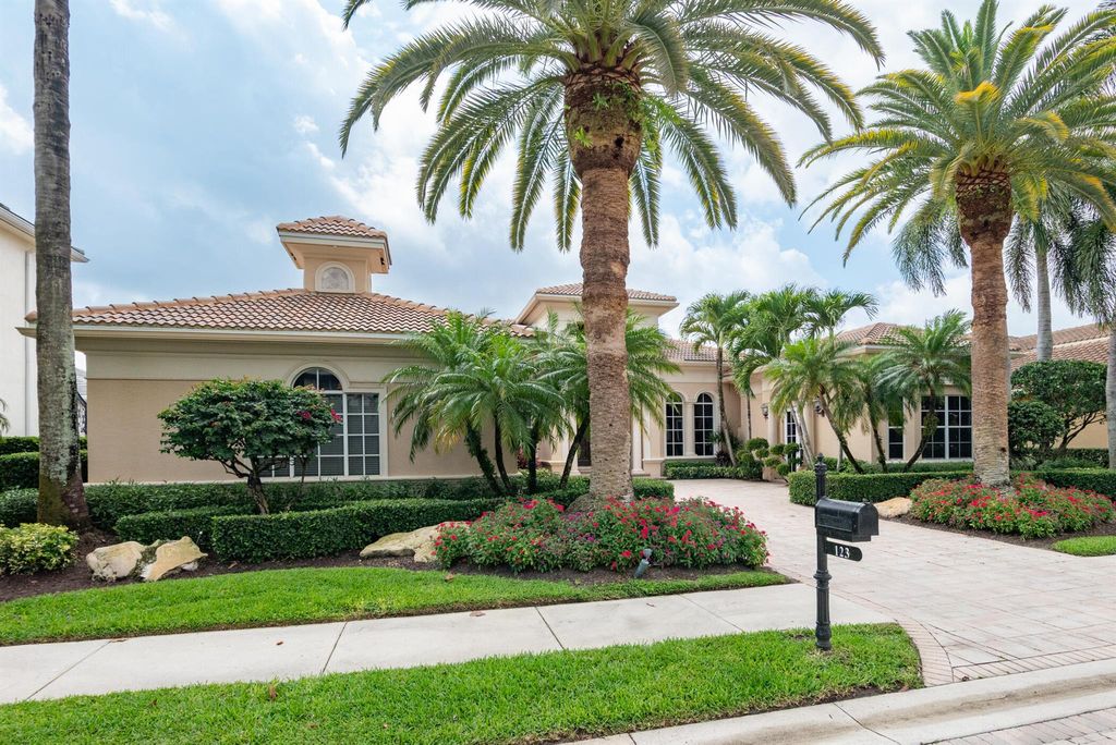 Photo of 123 Grand Palm Way, Palm Beach Gardens, FL 33418 (MLS # R11098273)