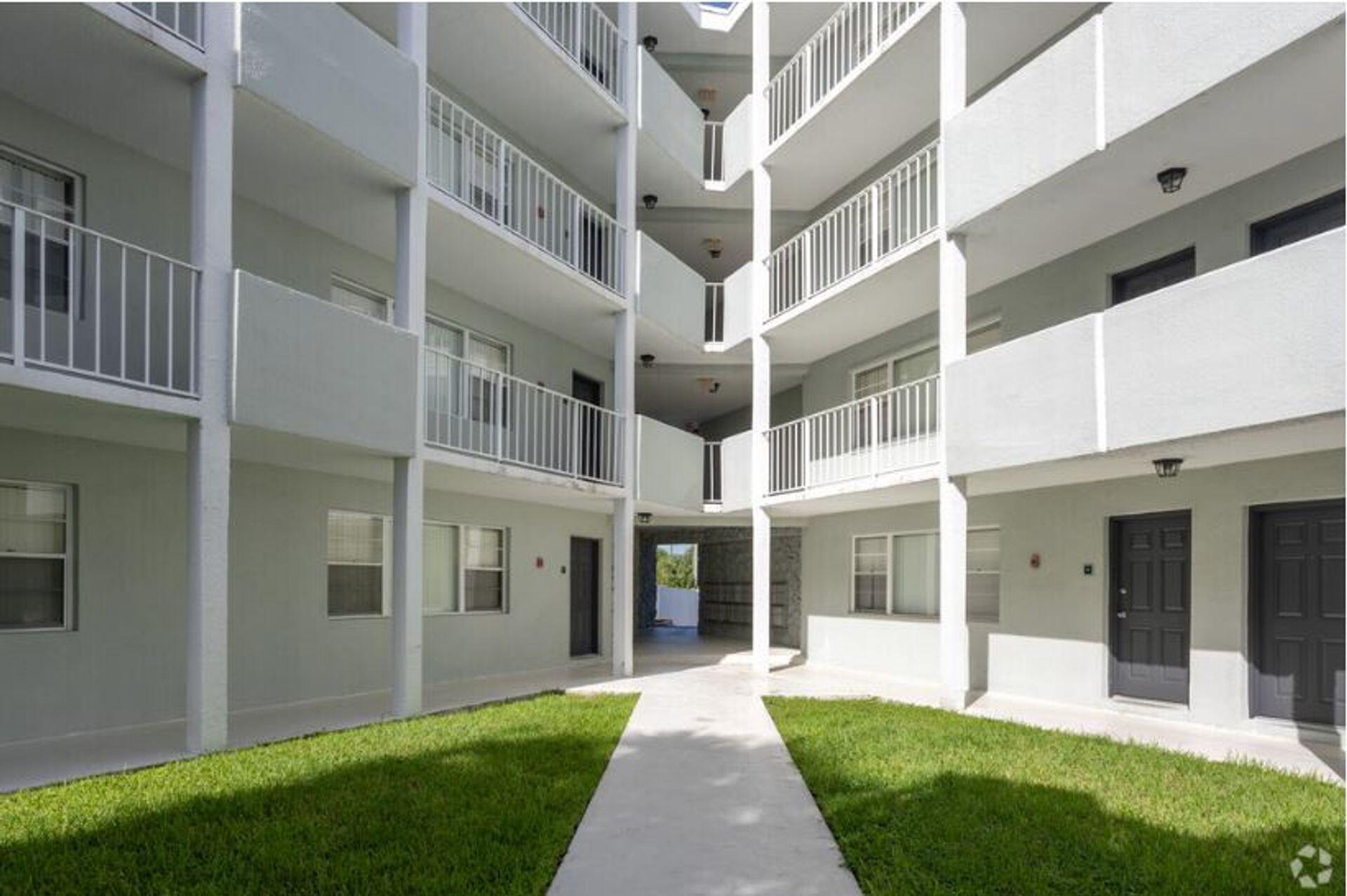 Renovated Two Bedroom Apartment Available in West Palm BeachThe West Palm Lane Apartments are centrally located in the Palm Beach Lakes area of West Palm Beach. This beautifully renovated two bedroom apartment features an over-sized living room, breakfast bar, new kitchen with premium appliances, spacious bedroom with lots of storage, luxury vinyl plank flooring, and new bathroom with upgraded finishes.