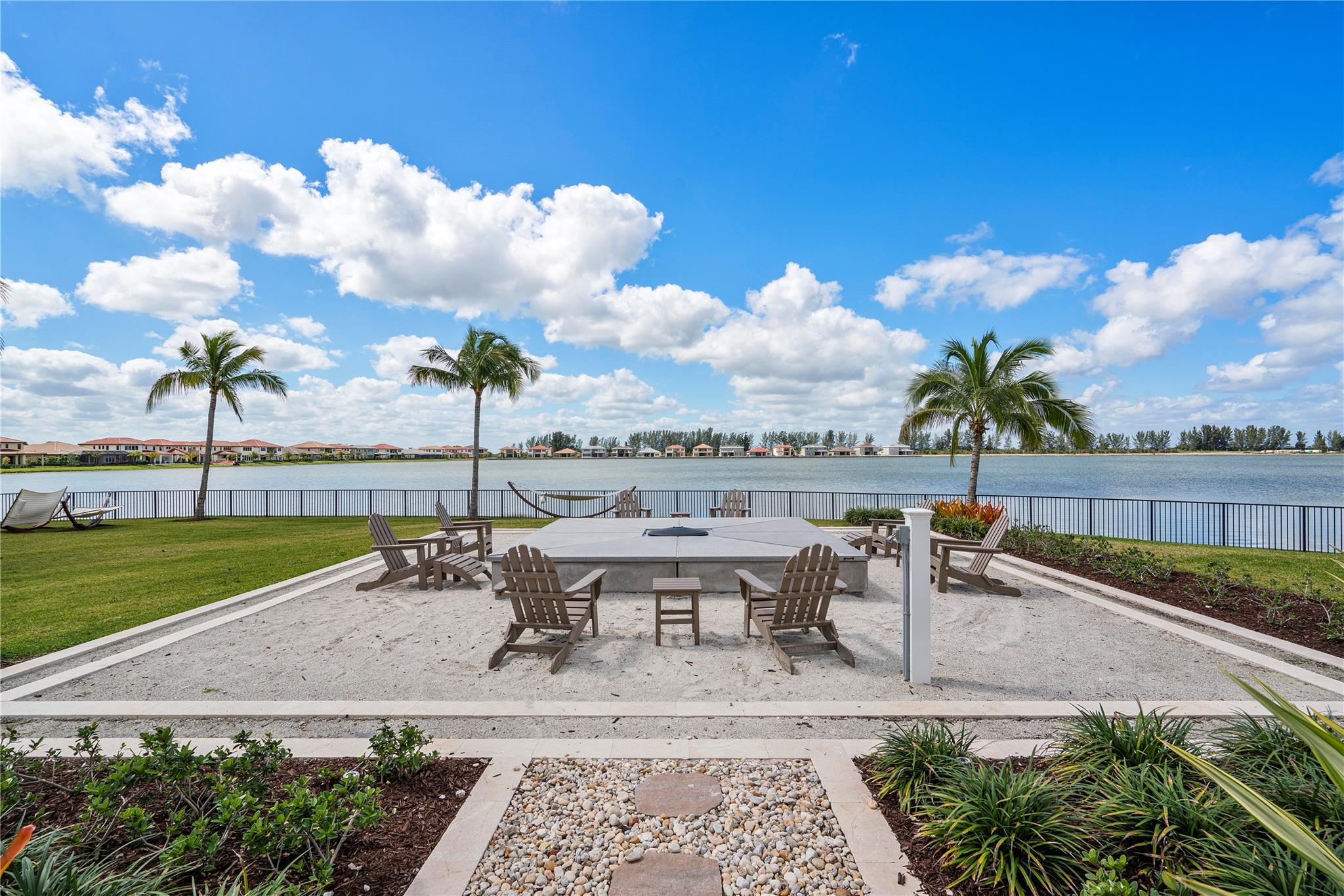 Parkland Bay - Residential