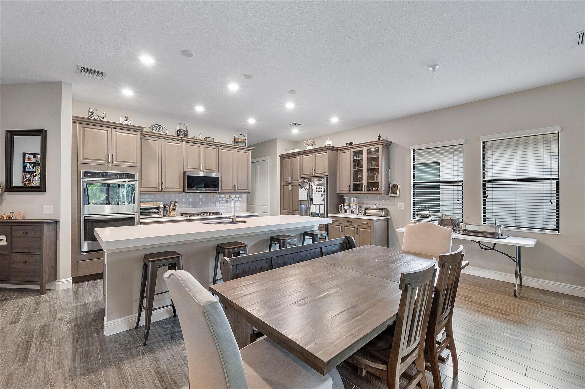 Parkland Bay - Residential