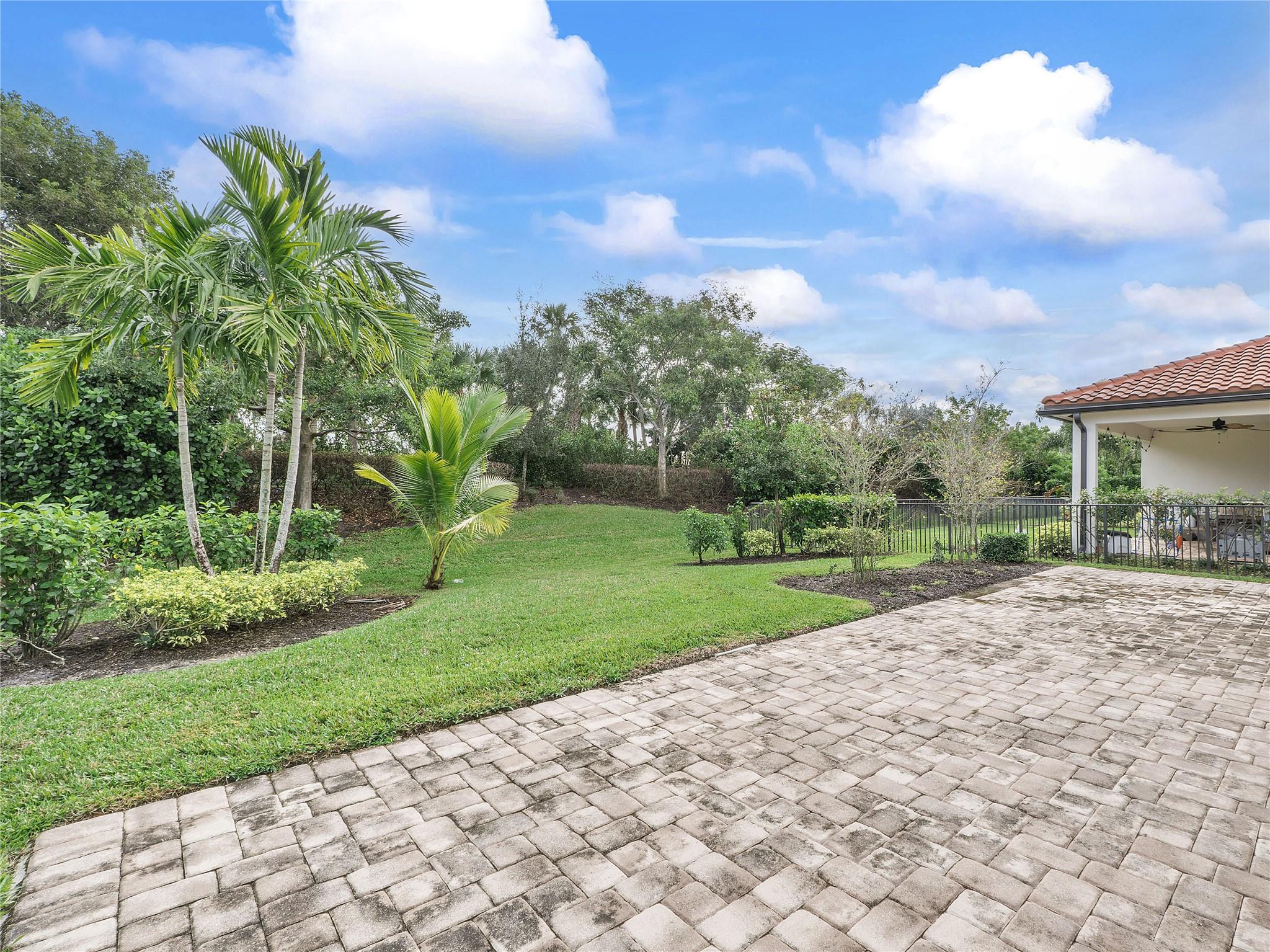 Parkland Bay - Residential