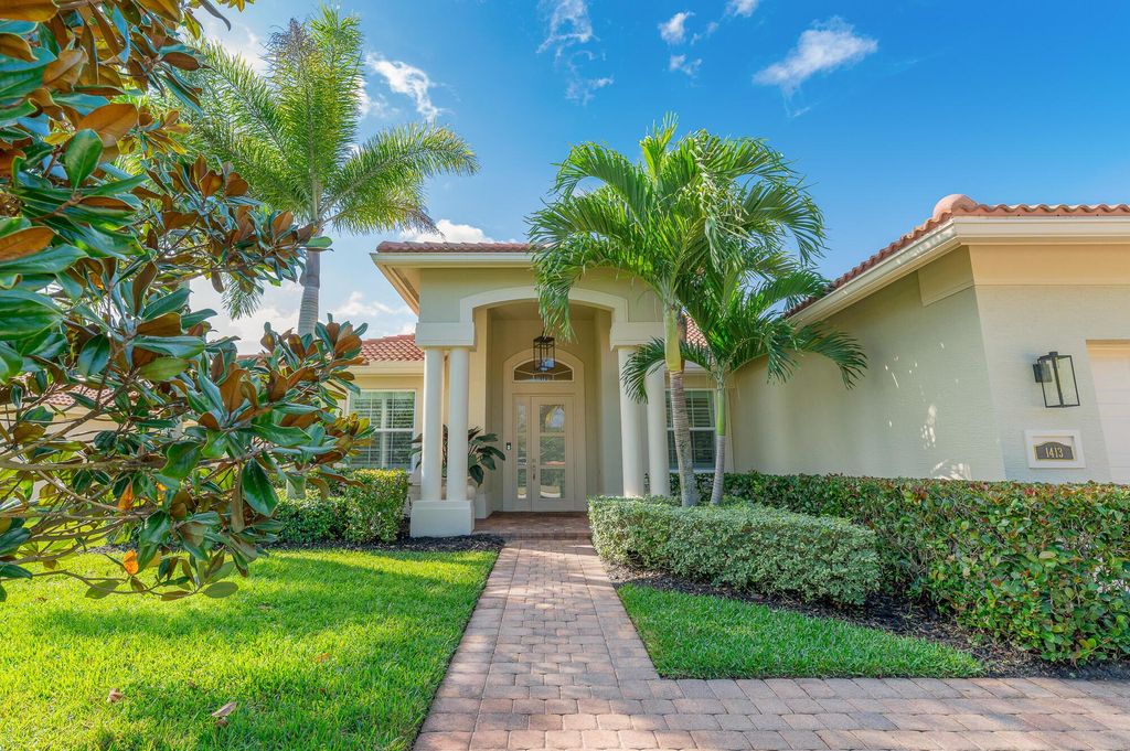 Photo of 1413 SE Conference Circle, Stuart, FL 34997 (MLS # R10973526)