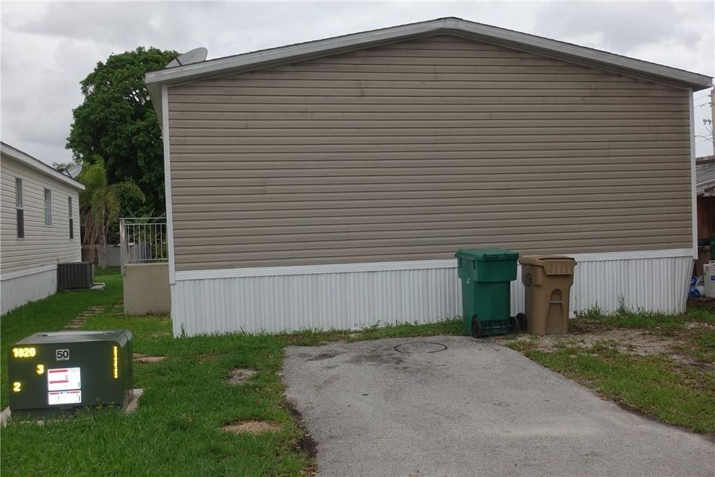 Photo of 13311 SW 9th Court, Davie, FL 33325 (MLS # F10556554)