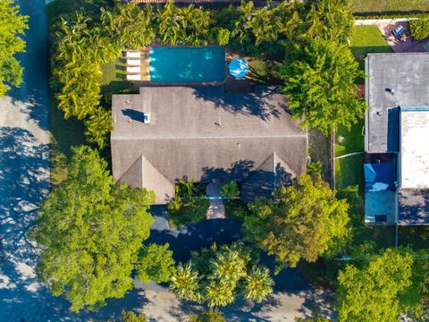 Tiny photo for 8730 Lake Dasha Terrace, Plantation, FL 33324 (MLS # B26006973)