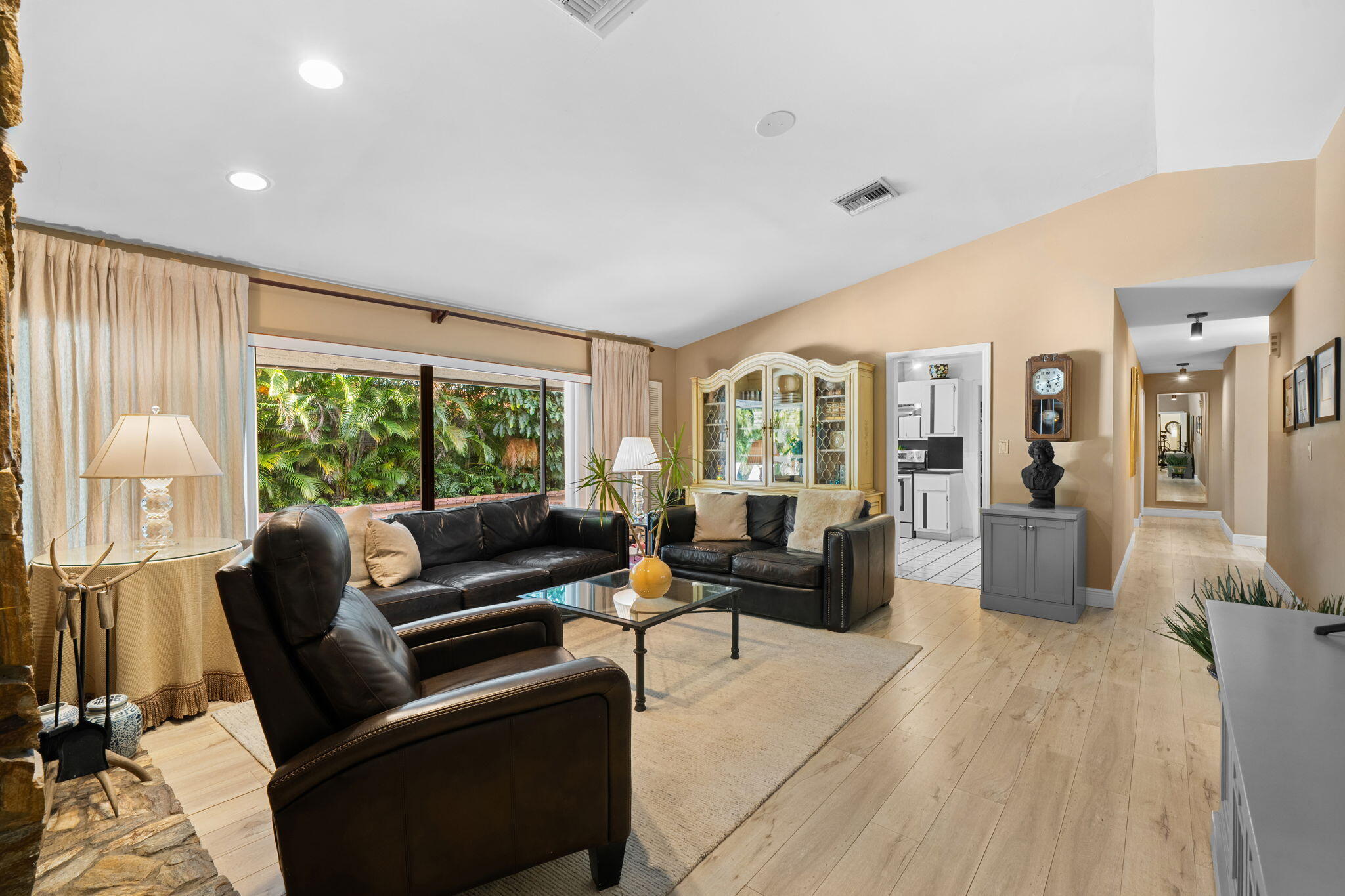 JACARANDA AREA 12 - Residential