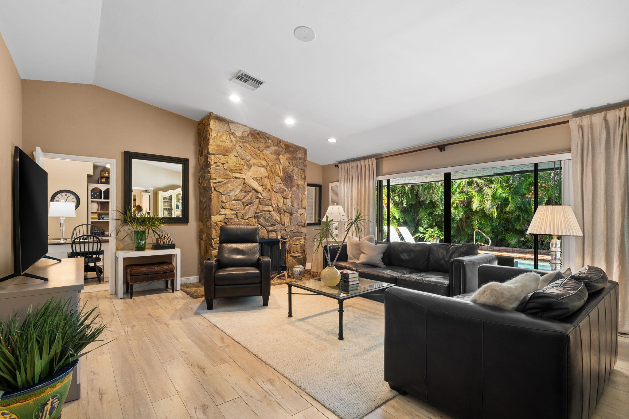 JACARANDA AREA 12 - Residential