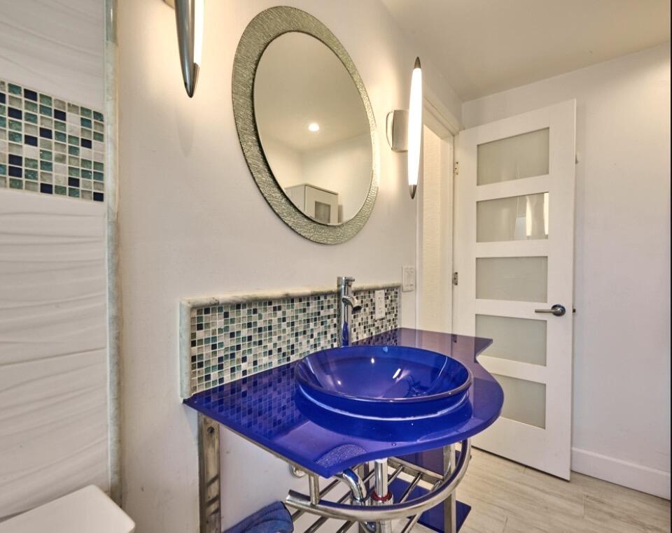 HILLSBORO MILE OCEAN APTS SEC 2 - Residential