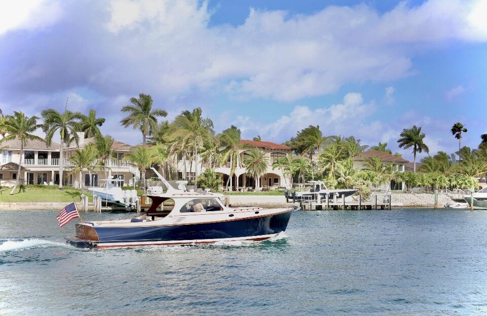 HILLSBORO MILE OCEAN APTS SEC 2 - Residential