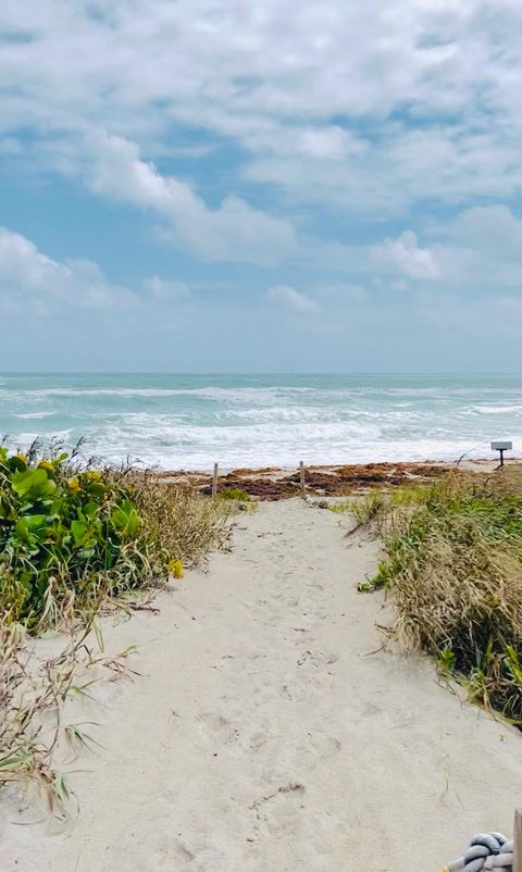 Property photo of 1043 Hillsboro Mile 21c, Hillsboro Beach, FL 33062