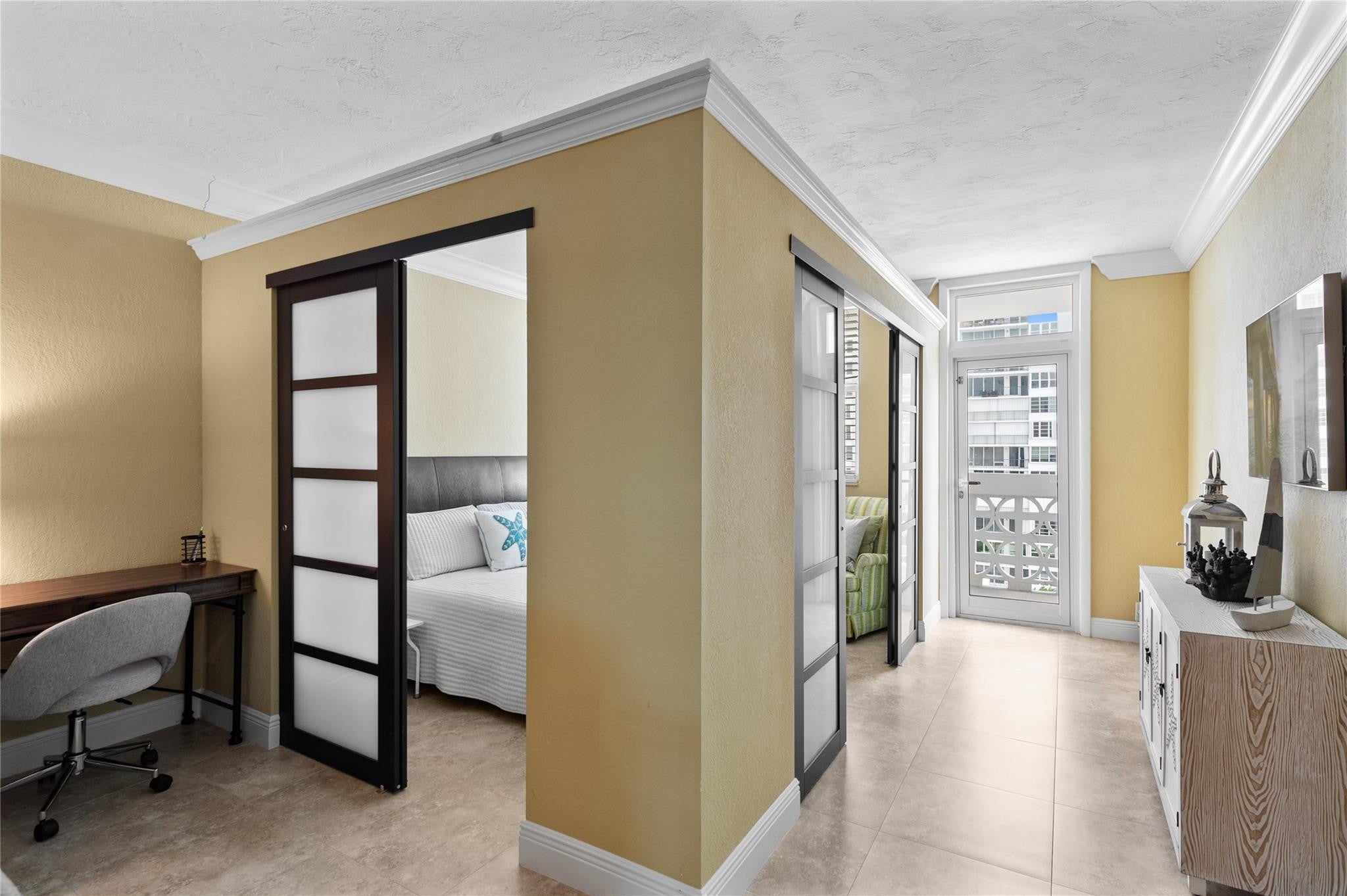 4250 GALT OCEAN Drive 8L