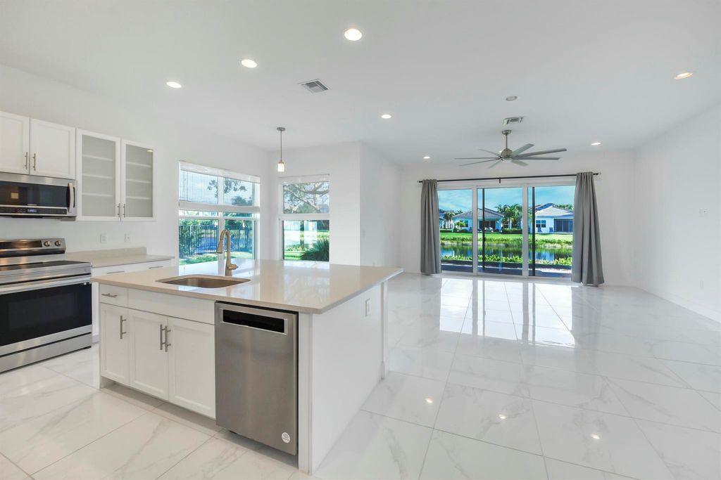 Photo of 9589 Highland Pointe Pass Pass, Delray Beach, FL 33446 (MLS # R11071324)